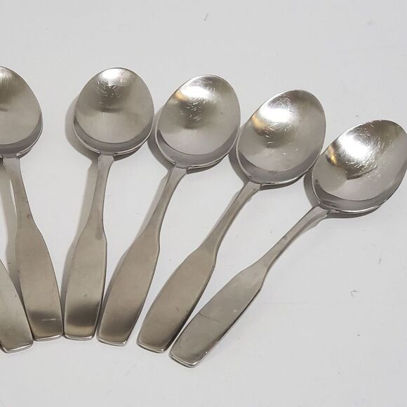 Oneida Community Stainless Paul Revere Table Soup Spoons 6.75" Set Of 7 - Picture 2 of 4